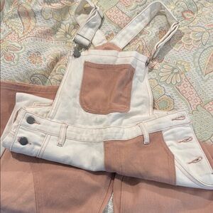 Cider Women's Pink and White Jeans